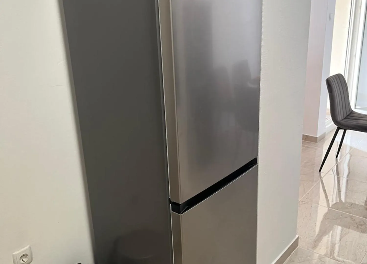 Apartment Family Split
